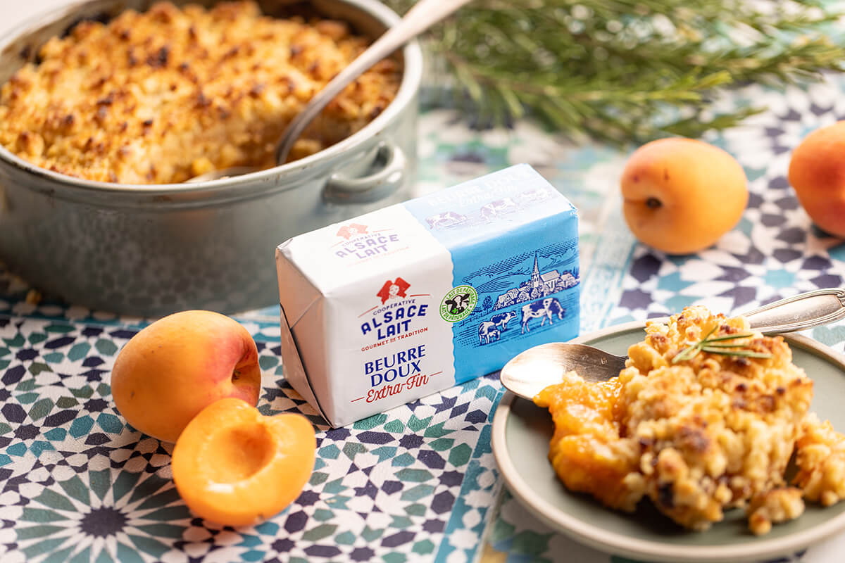 crumble-aux-abricots-et-romarin114